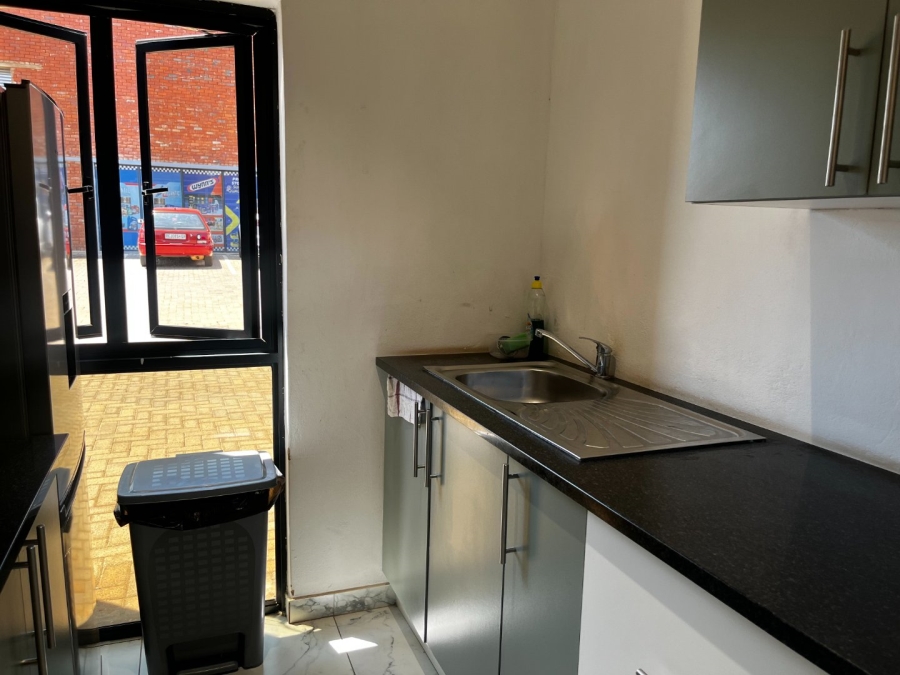 To Let commercial Property for Rent in Melodie North West